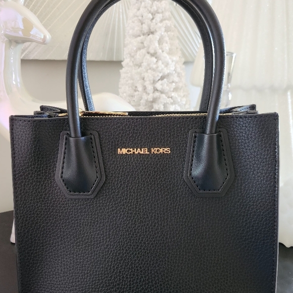 NWOT! Michael Kors Black Women's Convertible Crossbody Bag-NWOT - Picture 11 of 12